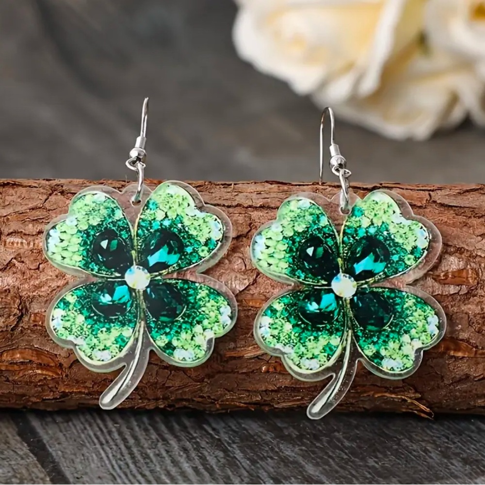 4 Leaf Clover Green Sequin Acrylic Fishhook Earrings St. Patrick’s Day, Irish